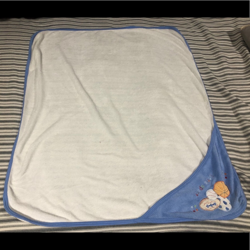 🔴 Gerber Little Sport Towel Sheets Baby Kid Unisex
